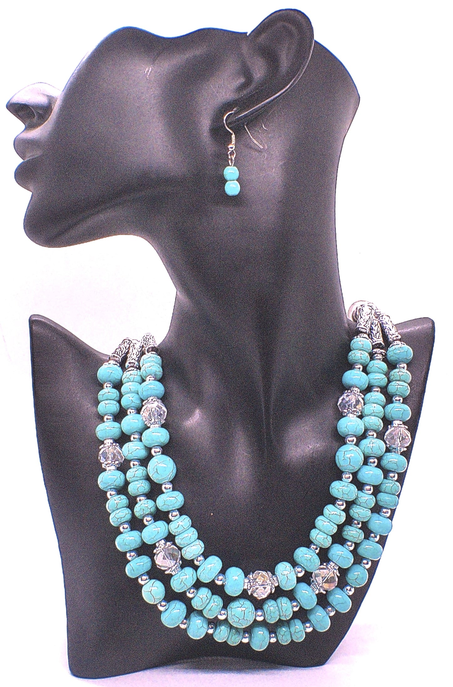 Gorgeous Turquoise and Silver Necklace Set