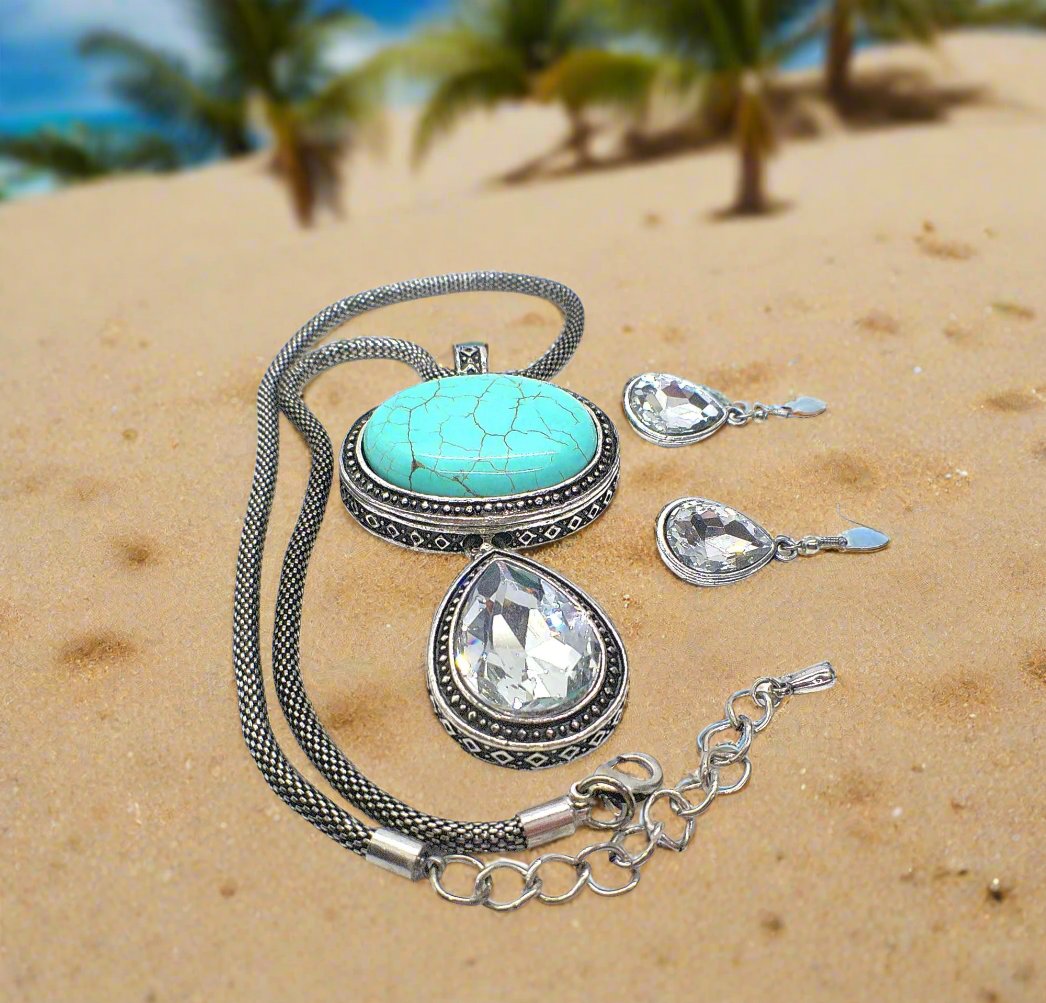 https://www.artistryjewelry.net/products/turquoise-and-rhinestone