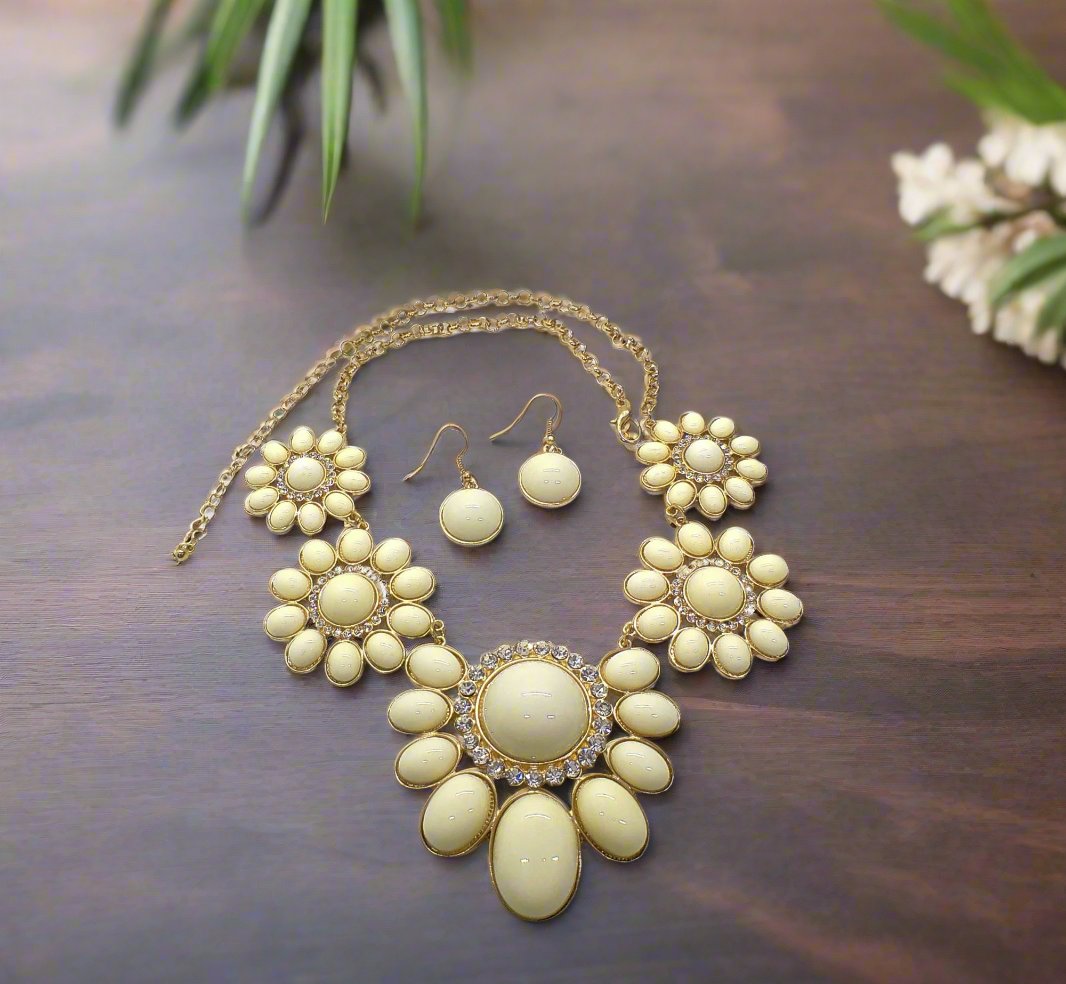 https://www.artistryjewelry.net/products/ivory-flowers-galore