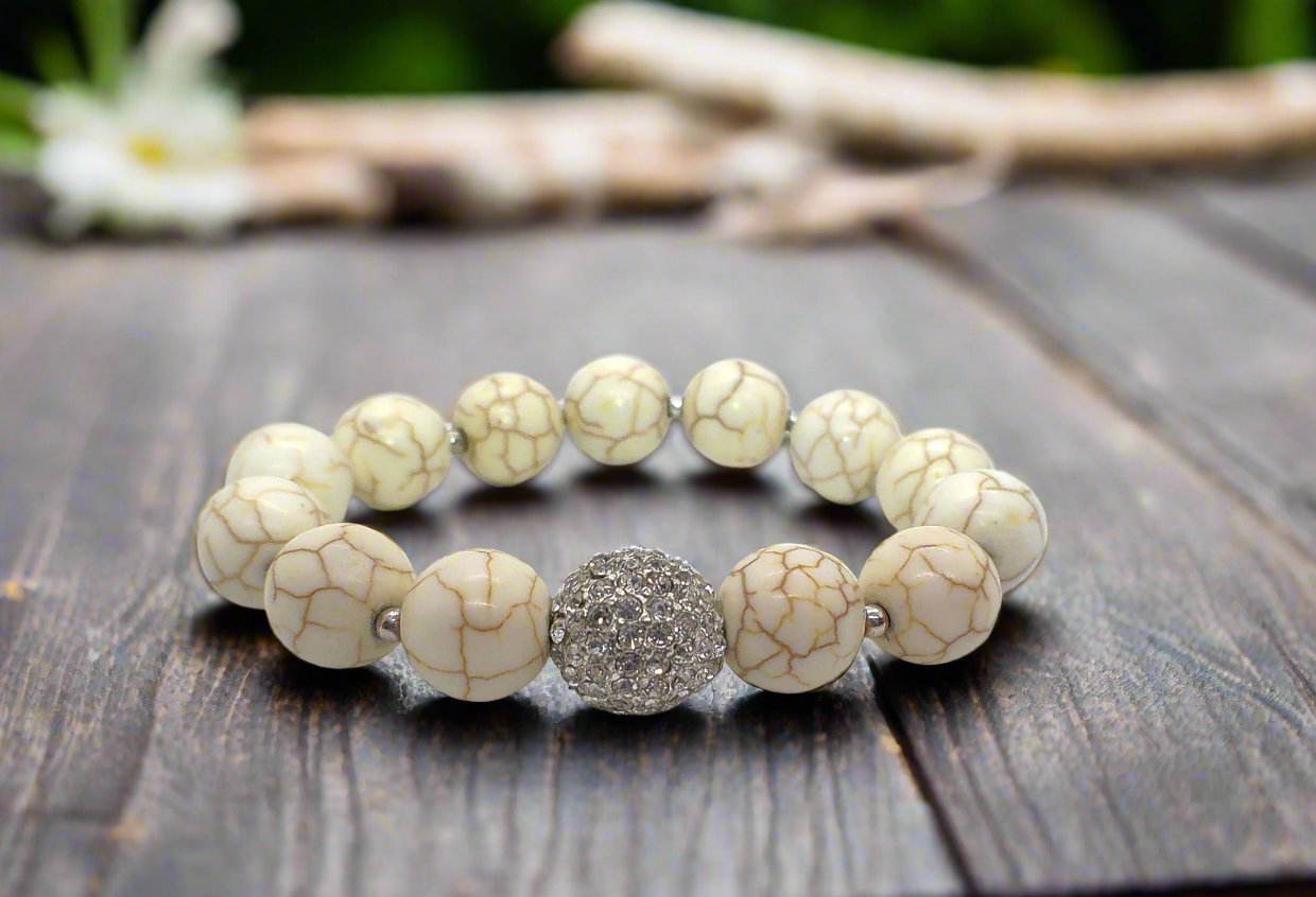 https://www.artistryjewelry.net/products/lovely-semi-precious-stone-bracelet