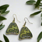 https://www.artistryjewelry.net/products/lovely-green-glitter-earrings