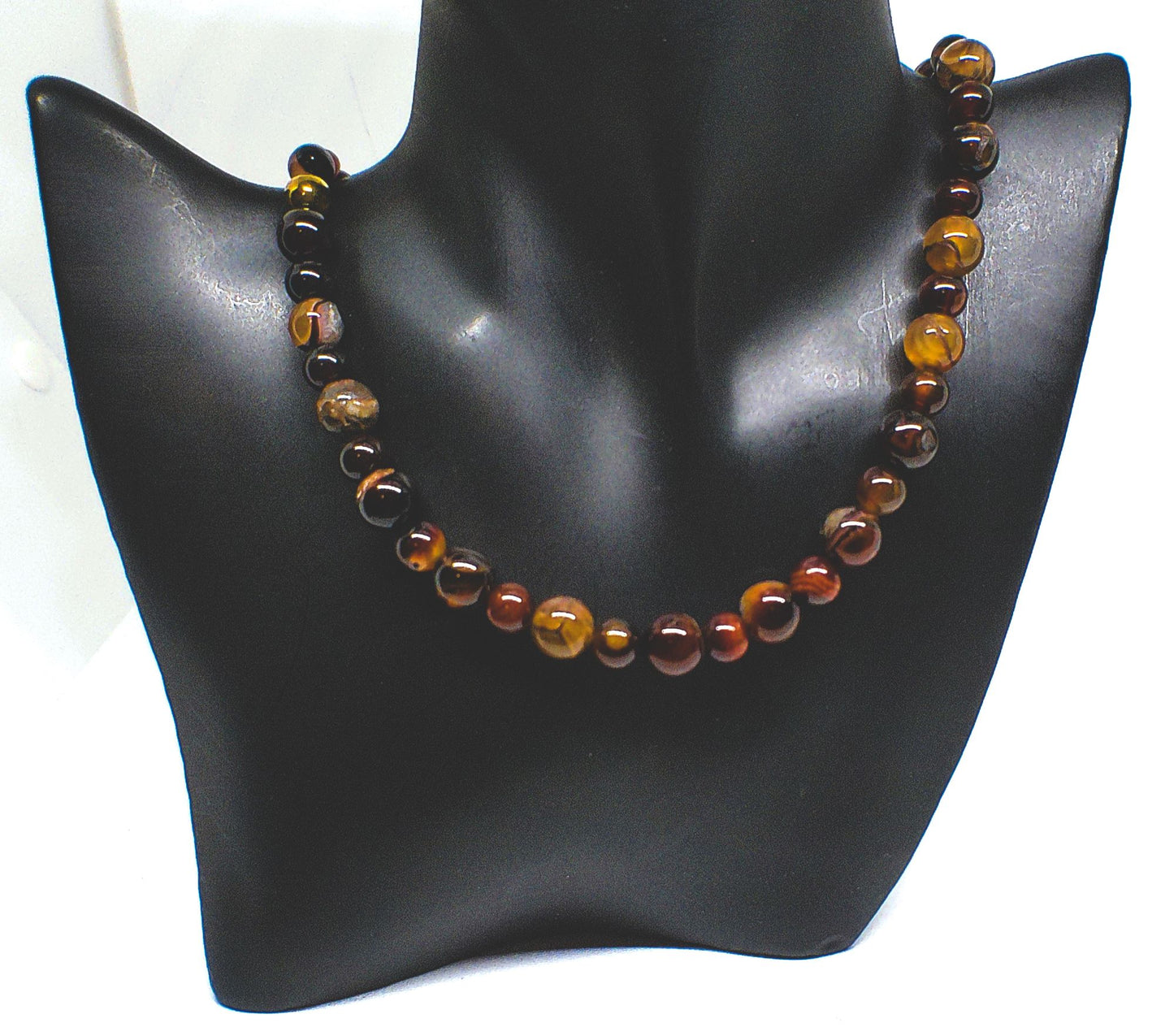 https://www.artistryjewelry.net/products/alluring-carnelian-round-agate-and-hematite-beaded-nacklace