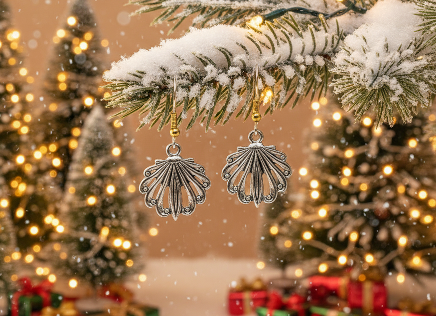 Attractrive Shell Drop Earrings