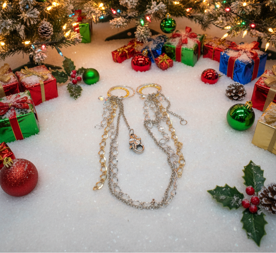 Beautiful Multi Silver and Gold Chain Necklace