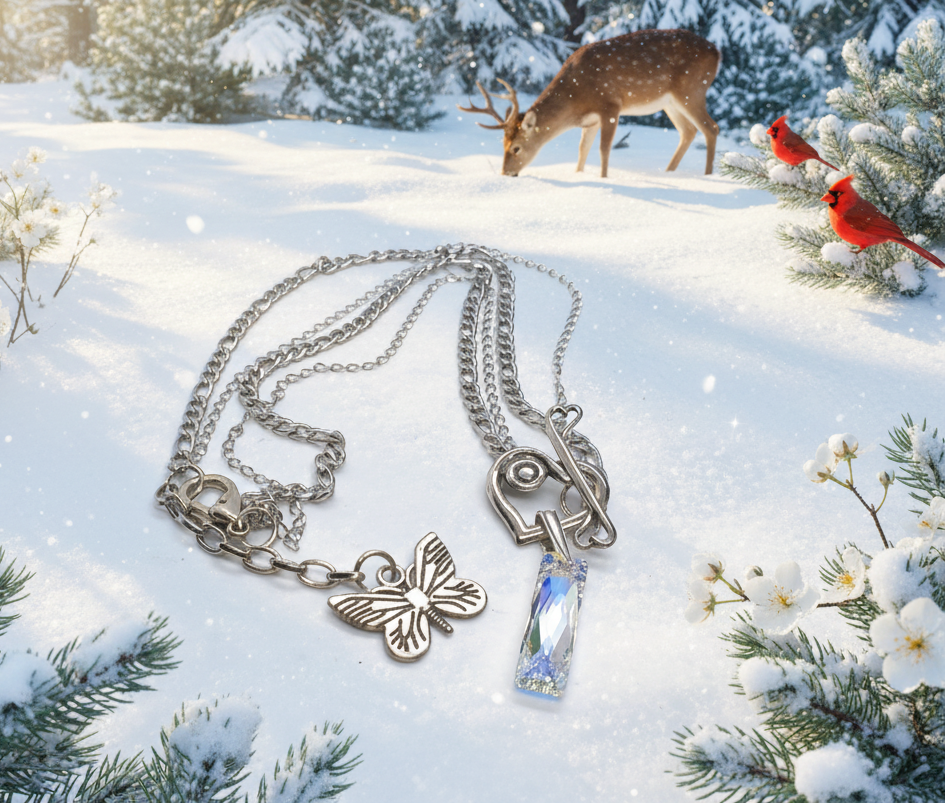 A Heart and Crystal for You Necklace