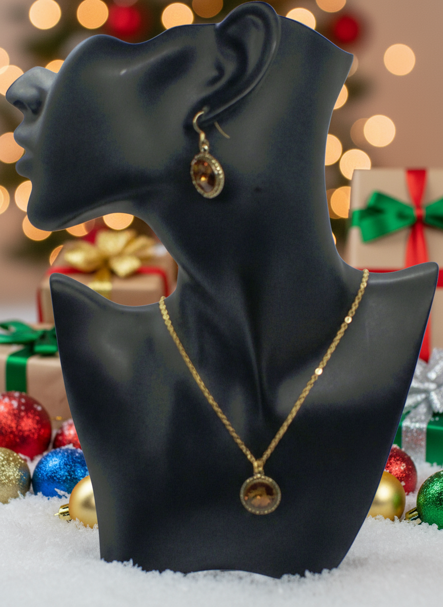 Attractive Smokey Brown and Gold Chain Necklace Set