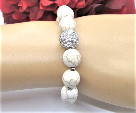 https://www.artistryjewelry.net/products/lovely-semi-precious-stone-bracelet
