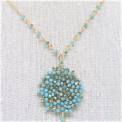 https://www.artistryjewelry.net/products/lovely-long-green-crystal-necklace