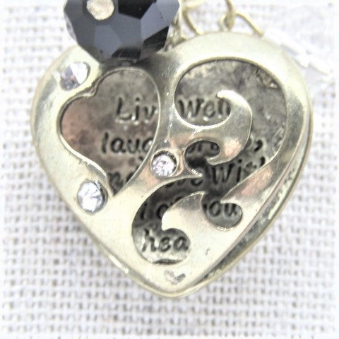 https://www.artistryjewelry.net/products/heart-and-rhinestone-necklace-set