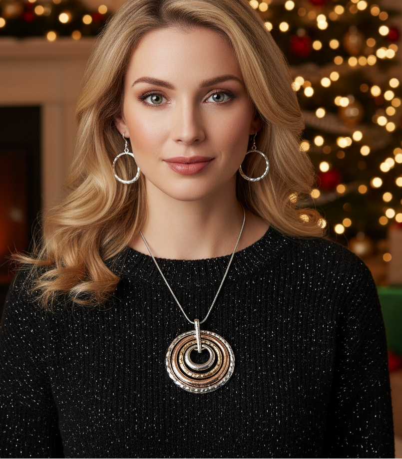 Fantastic Hammered Circles Necklace Set