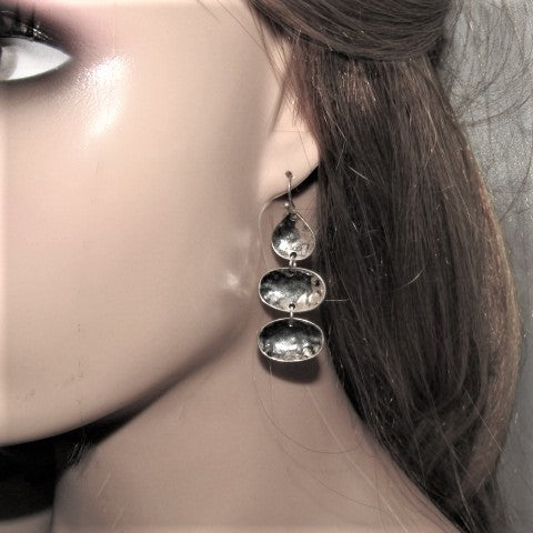 https://www.artistryjewelry.net/products/multi-disc-drop-earrings