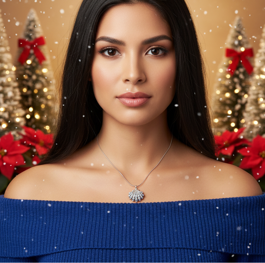 Beautiful Rhinestone Shell Necklace