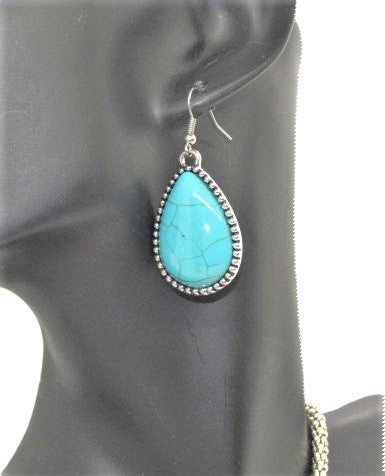 https://www.artistryjewelry.net/products/marvelous-teardrop-turquoise-necklace-set