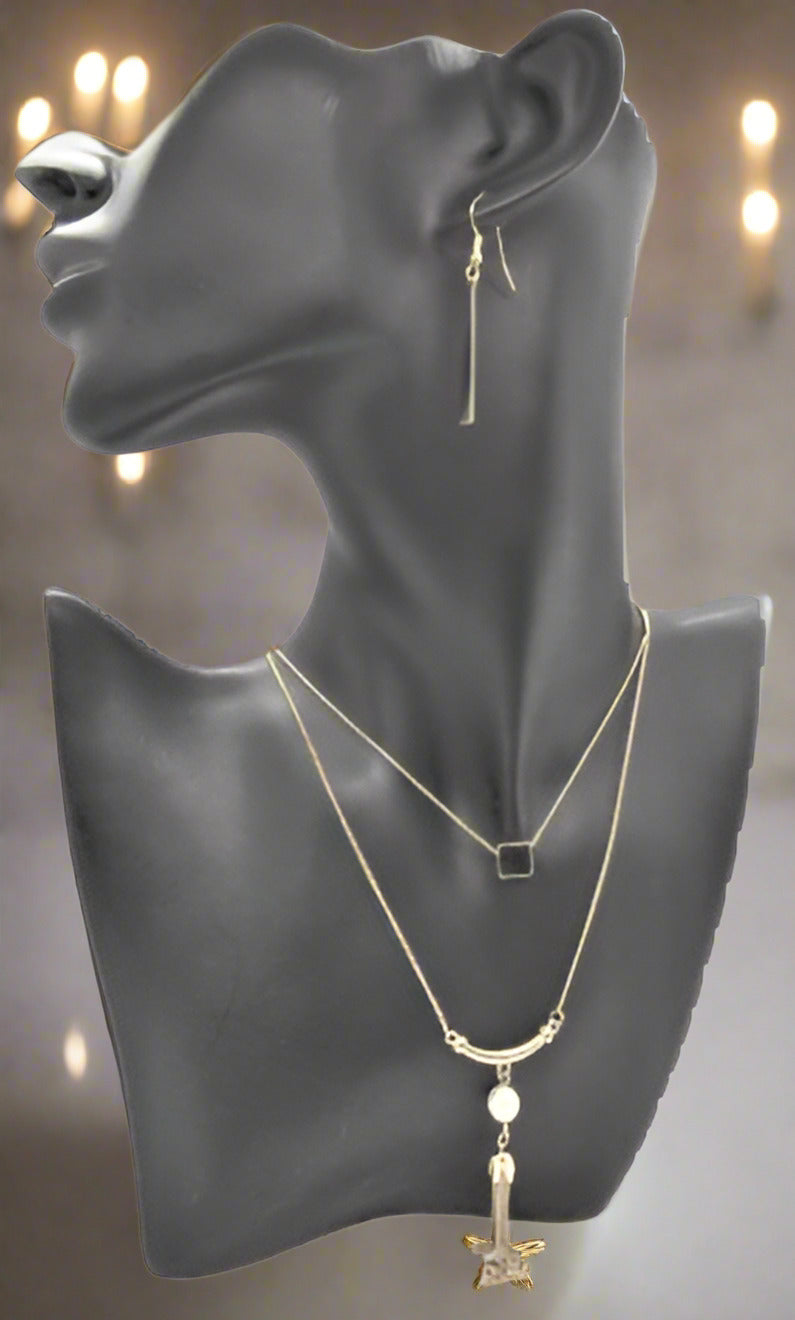 https://www.artistryjewelry.net/products/metal-tassel-drop-necklace-set