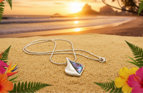Lovely Paua Leaf Necklace-B