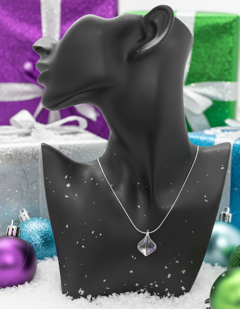 Lovely Paua Leaf Necklace-B