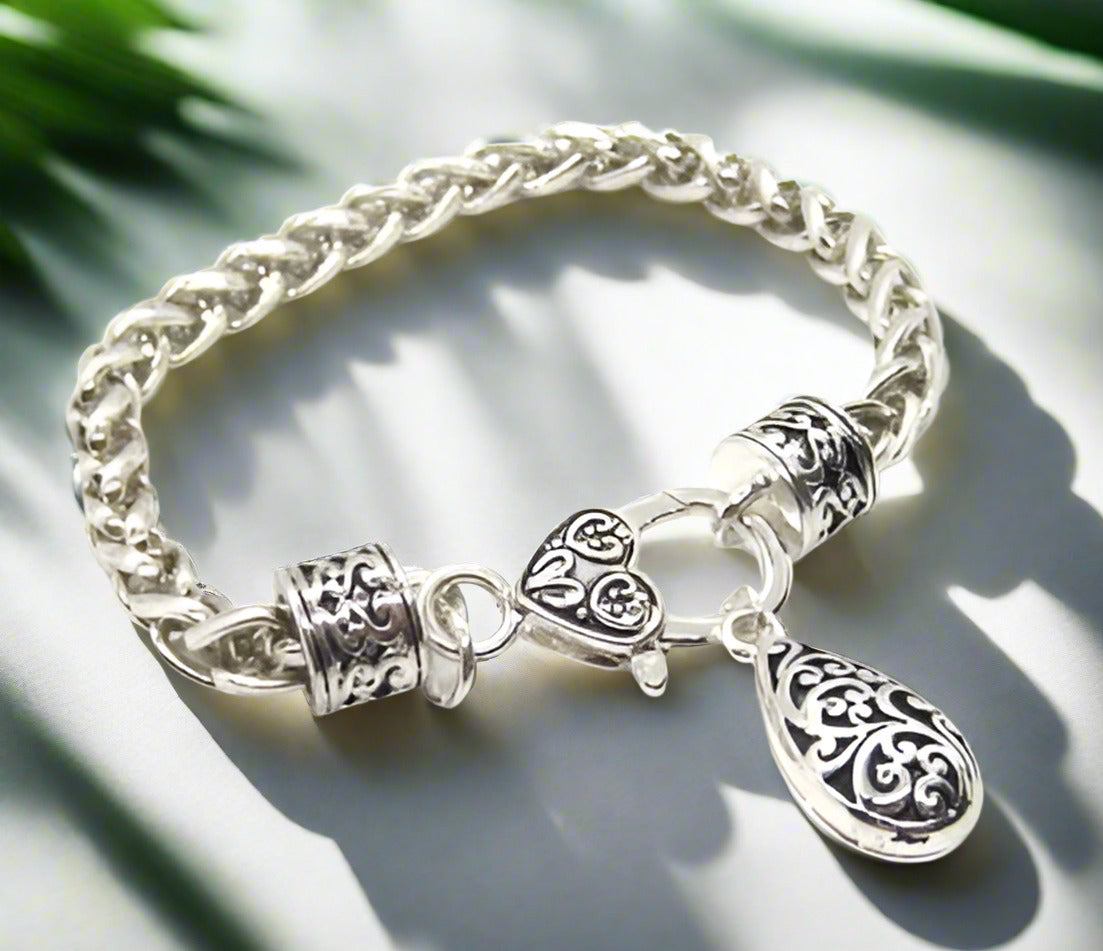 https://www.artistryjewelry.net/products/stunning-bali-filigreen-bracelet