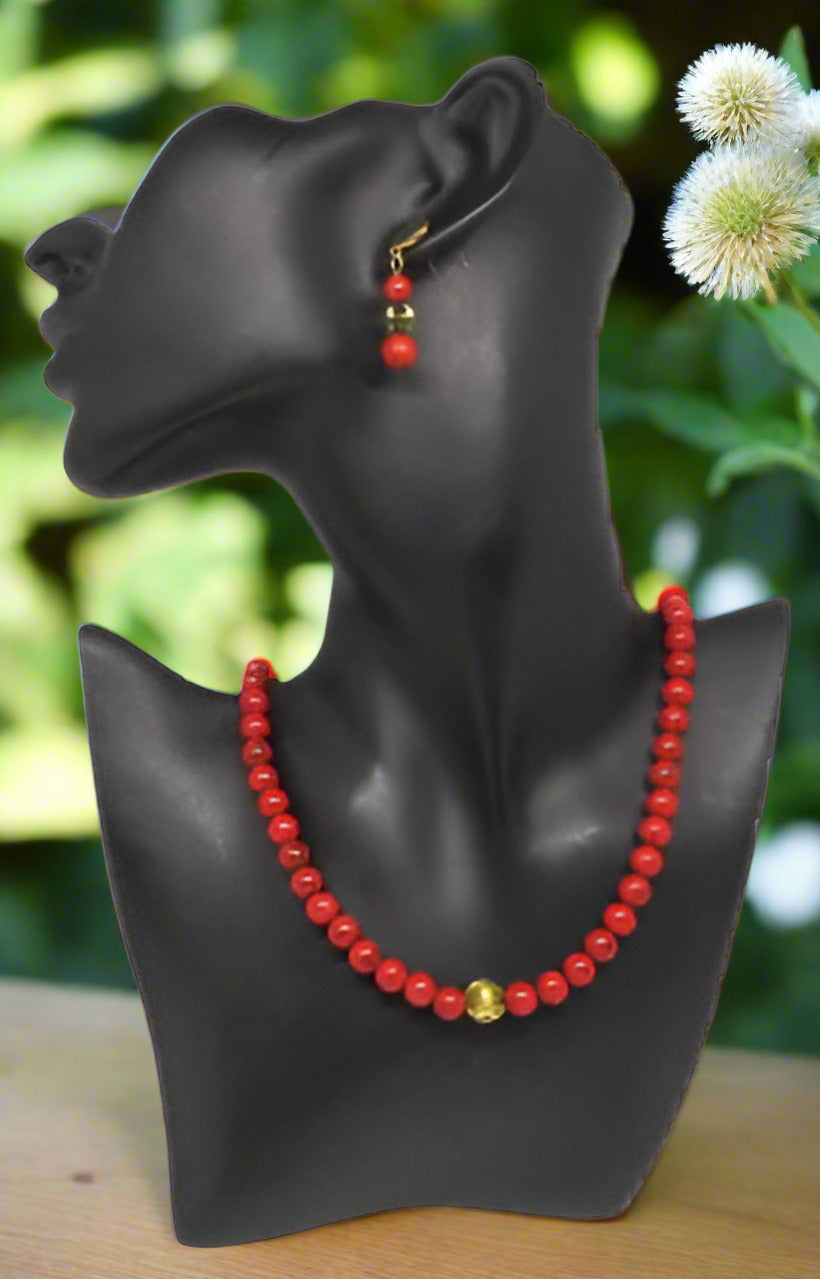 https://www.artistryjewelry.net/products/beautiful-red-turquois-necklace-set