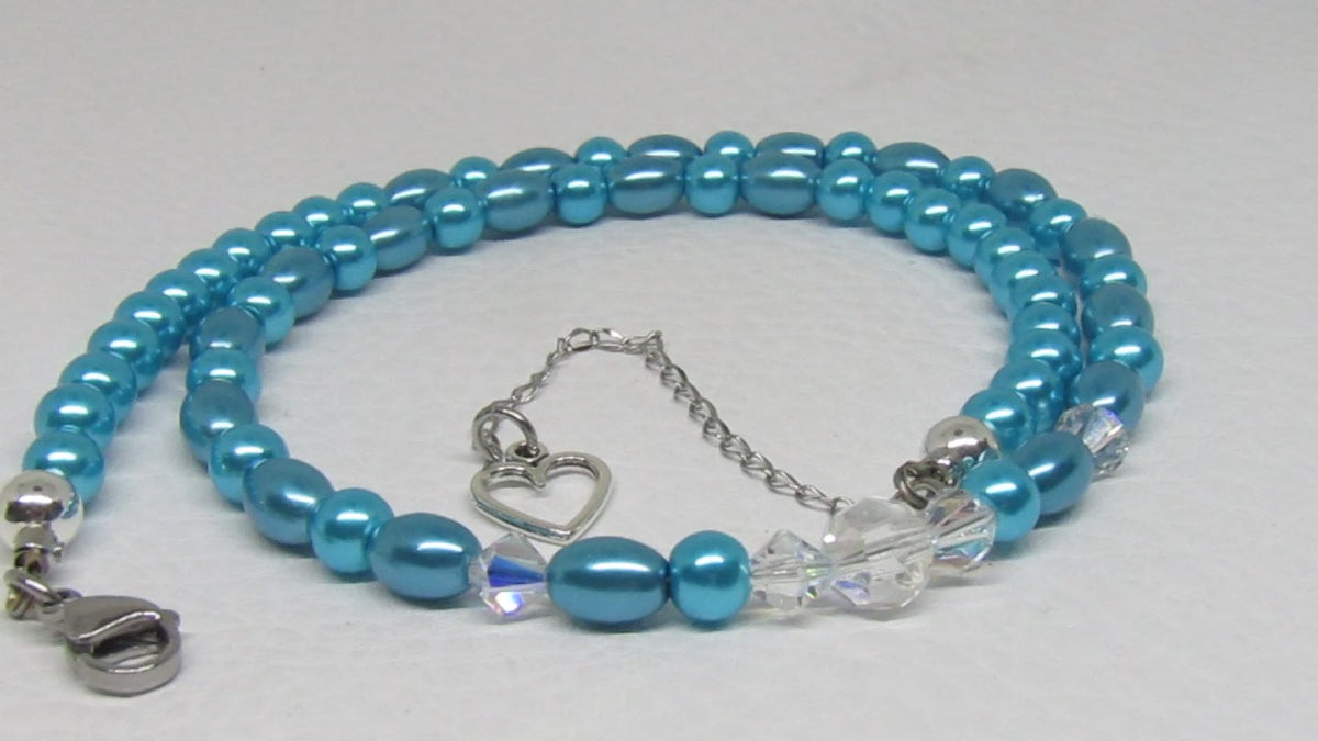 Gorgeous Turquoise, Crystal and Silver Necklace