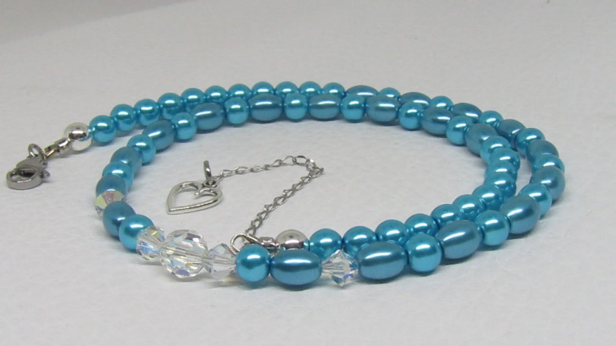 Gorgeous Turquoise, Crystal and Silver Necklace