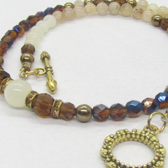 https://www.artistryjewelry.net/products/copy-of-beautiuful-italian-queen-2-a-necklace