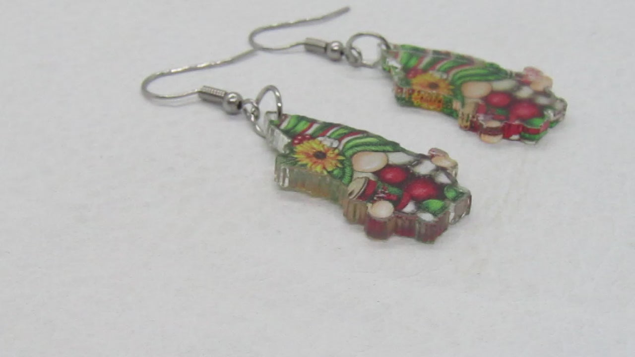 https://www.artistryjewelry.net/products/christmas-themed-gnome-earrings